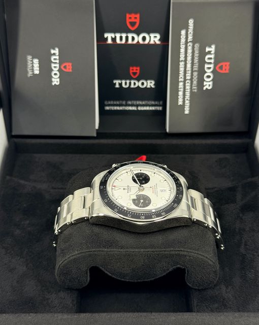 Tudor Black Bay Chrono M79360N-0012 Image 2